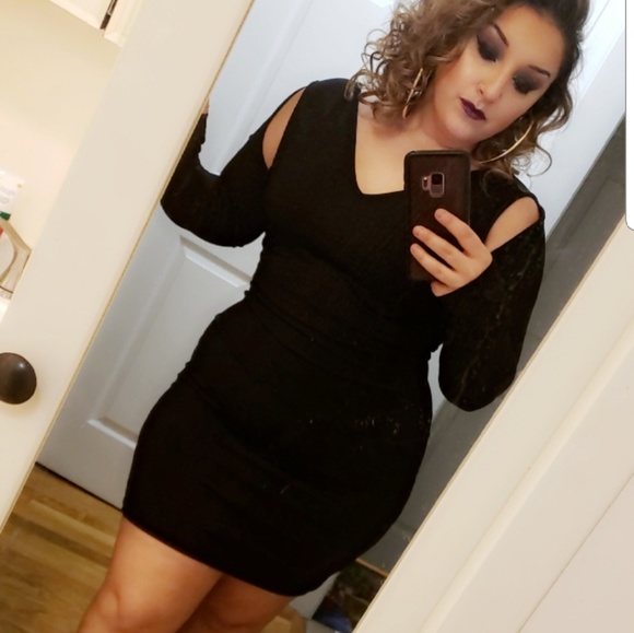 Dress - Picture 2 of 2